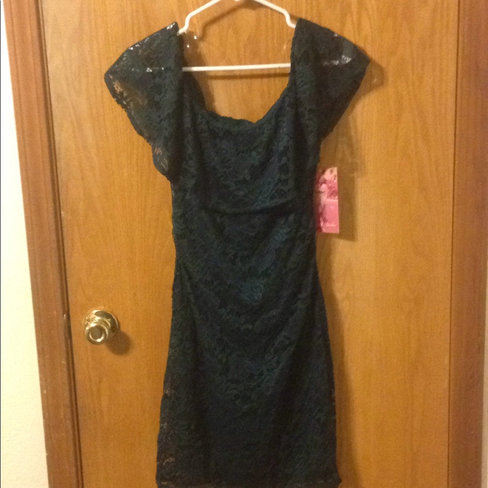 Emerald Green Lace Dress